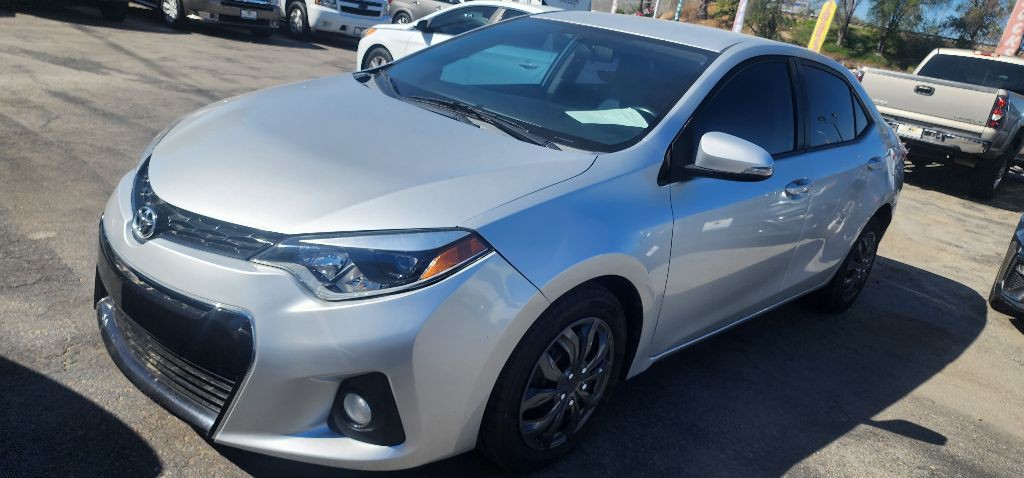 2016 Toyota Corolla Image 1