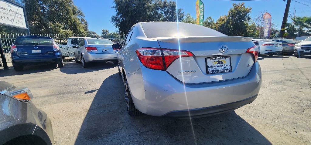 2016 Toyota Corolla Image 3