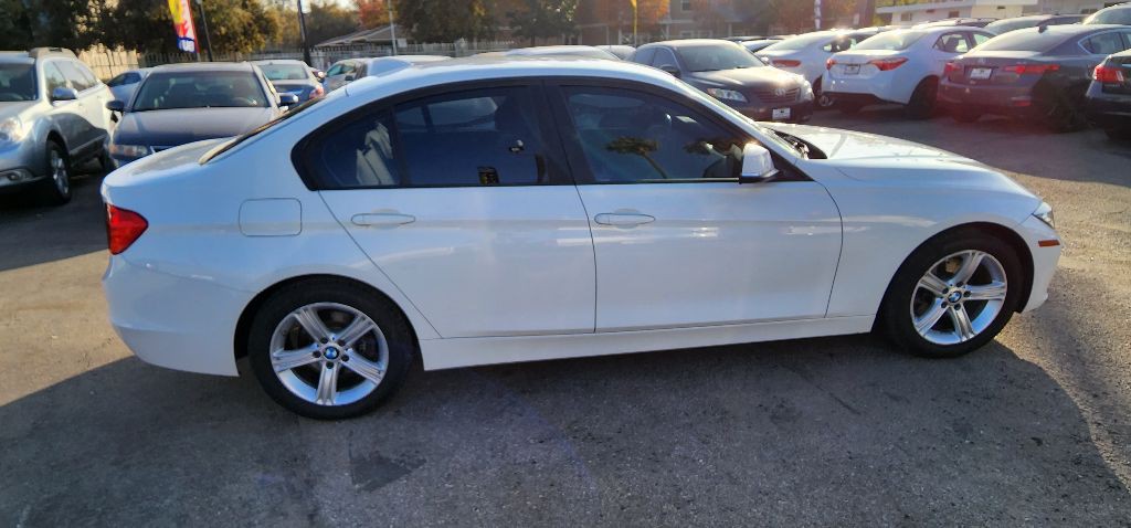 2015 BMW 3 Series Image 6