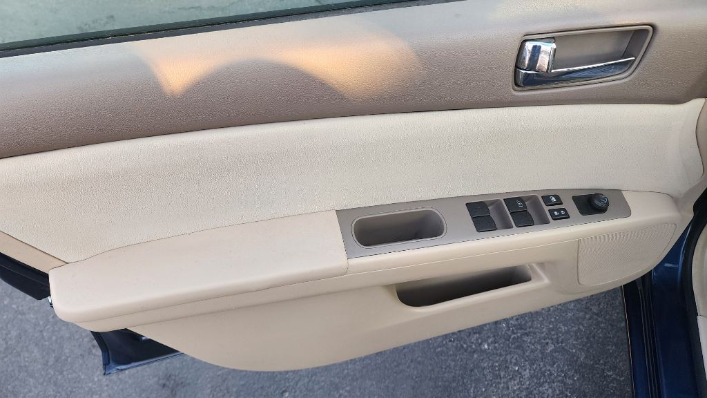 2011 Nissan Sentra Image 10