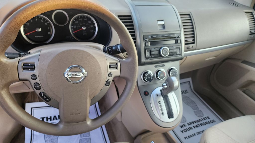 2011 Nissan Sentra Image 11