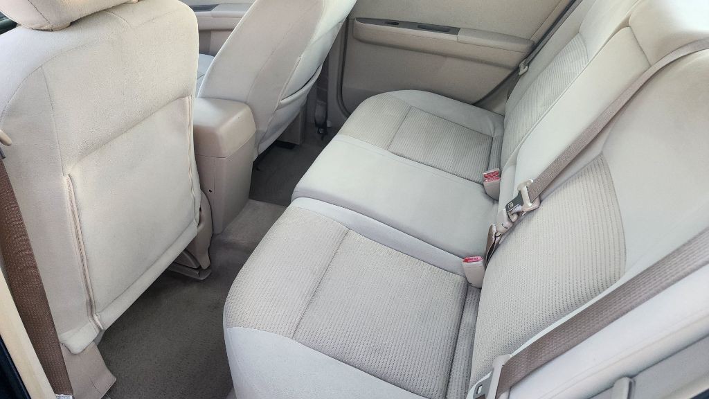 2011 Nissan Sentra Image 12