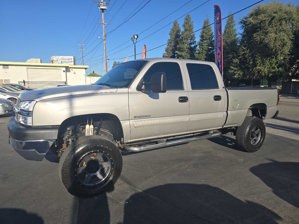 2004 Chevrolet Silverado 1500 Image 3