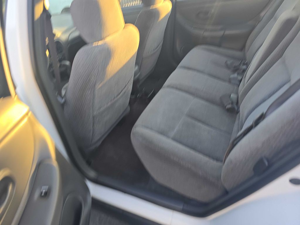 2000 Oldsmobile Intrigue Image 10