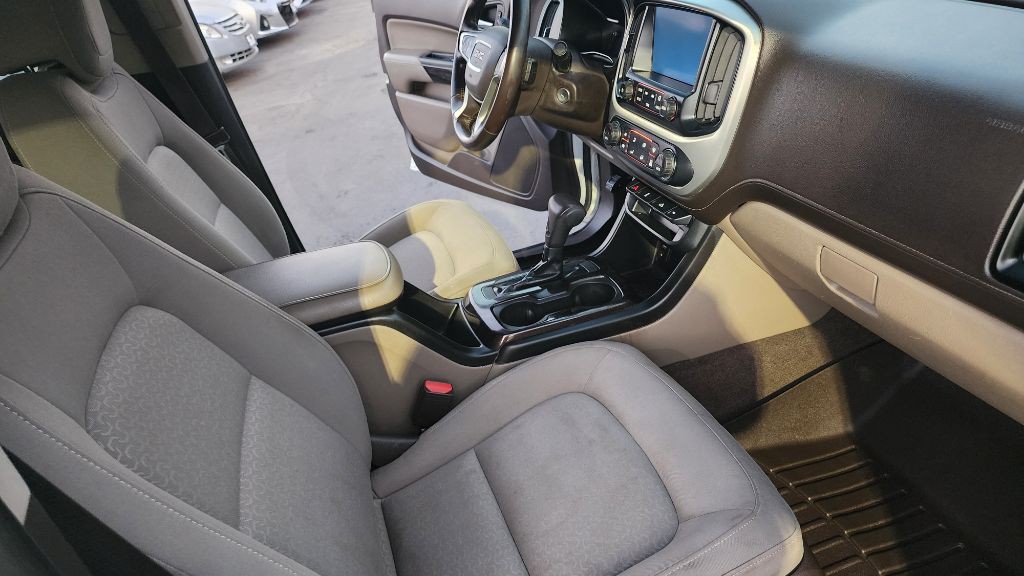 2016 GMC Canyon Image 15