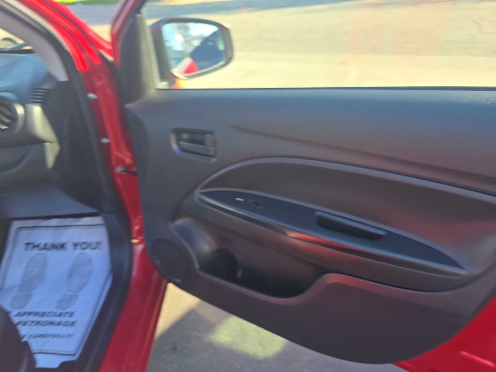 2018 Mitsubishi Mirage Image 15