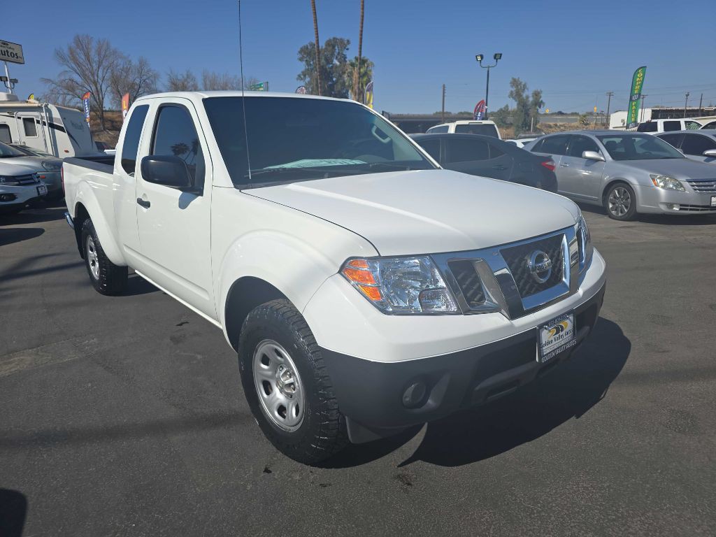 2015 Nissan Frontier Image 5