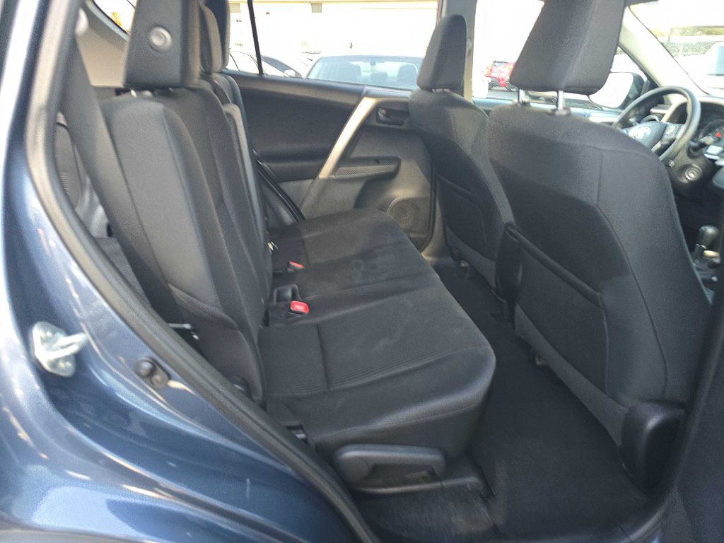 2014 Toyota Rav4 Image 15