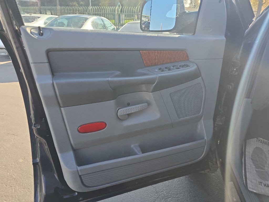 2006 Dodge Ram 2500 Image 10