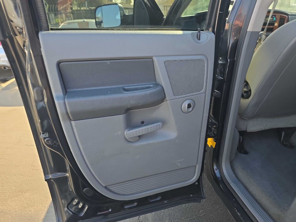 2006 Dodge Ram 2500 Image 12