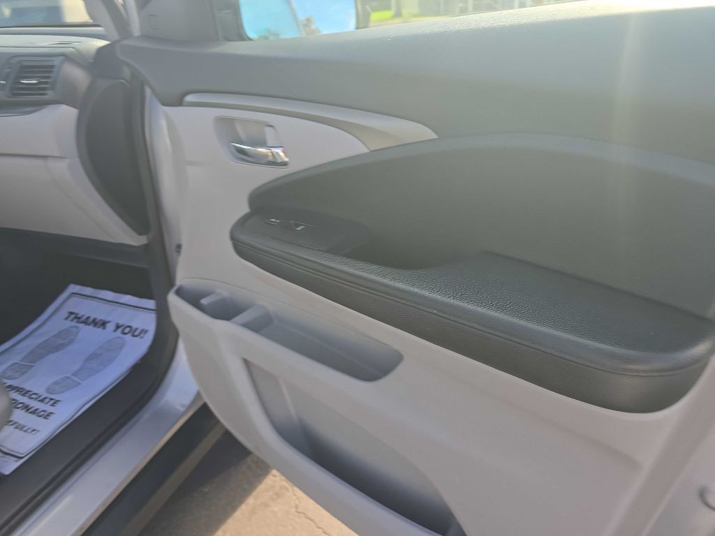 2020 Honda Pilot Image 17