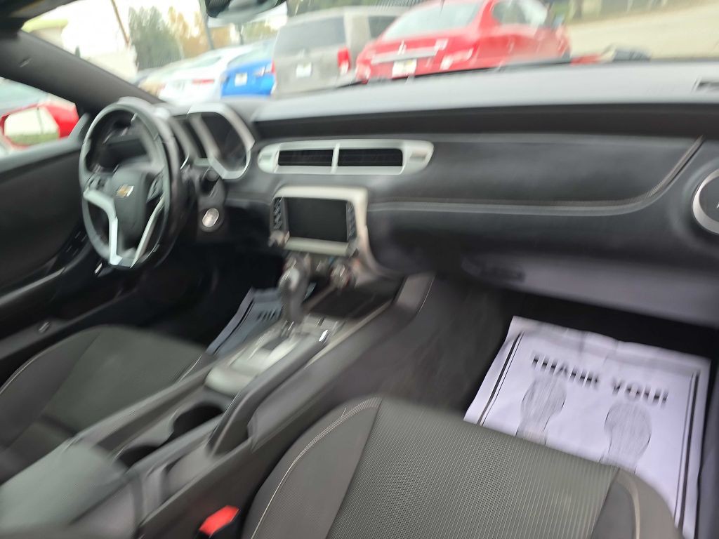 2015 Chevrolet Camaro Image 14