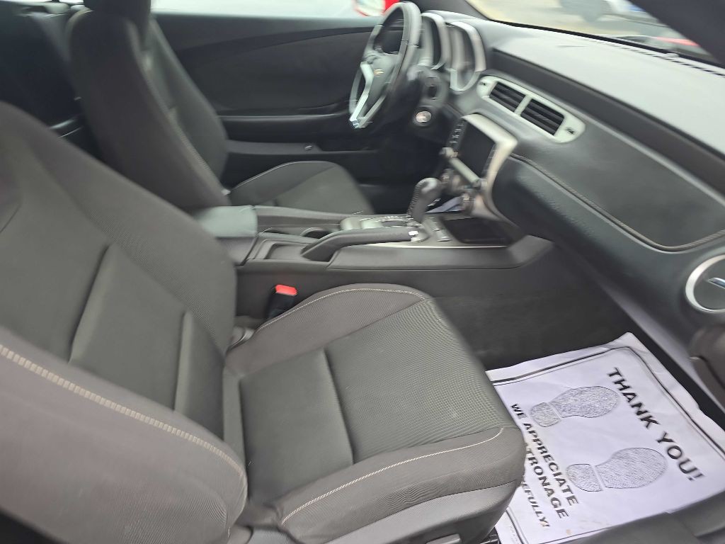 2015 Chevrolet Camaro Image 15