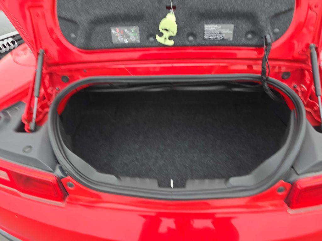 2015 Chevrolet Camaro Image 17