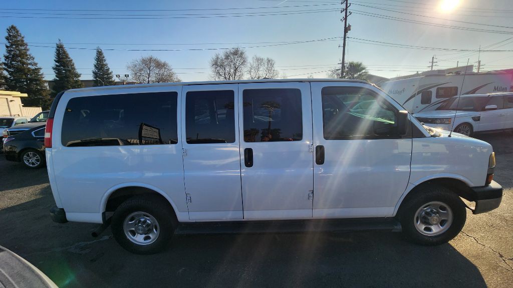 2014 Chevrolet Express Image 6