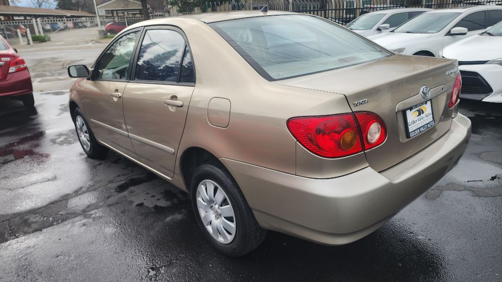 2004 Toyota Corolla Image 3