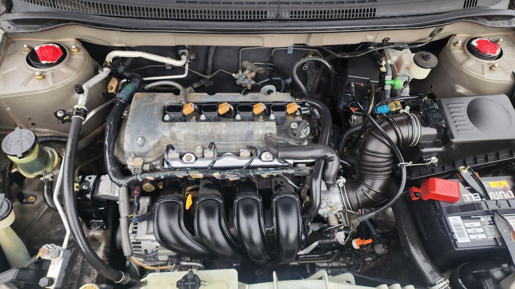 2004 Toyota Corolla Image 18