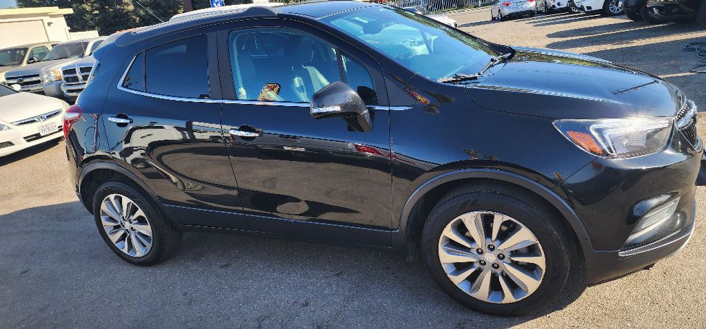 2019 Buick Enclave Image 2