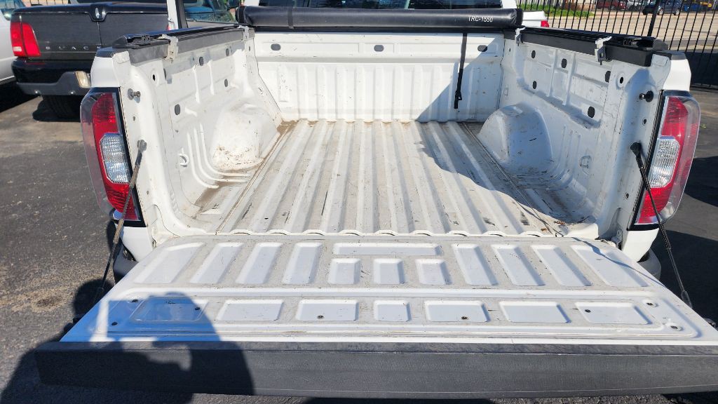 2018 GMC Canyon Image 16