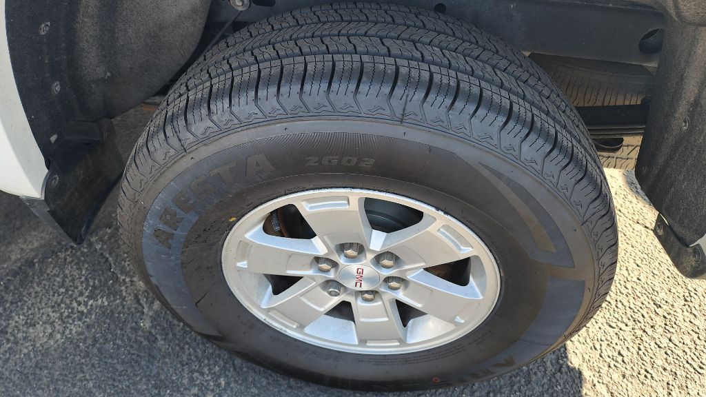 2018 GMC Canyon Image 17