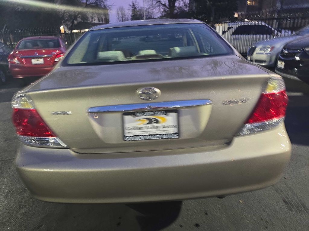 2006 Toyota Camry Image 6