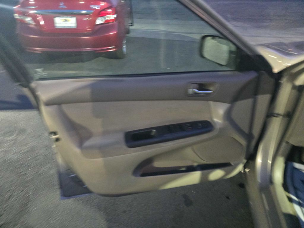 2006 Toyota Camry Image 10