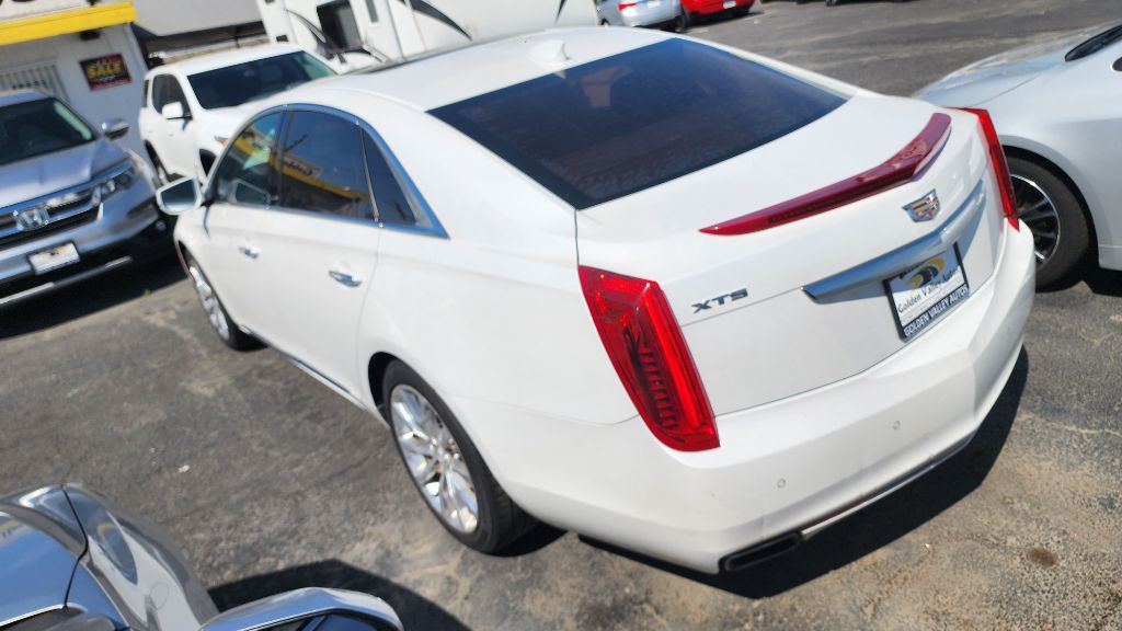 2016 Cadillac XTS Image 5