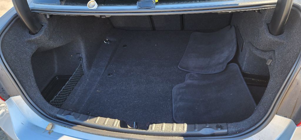 2013 BMW 3 Series Image 19