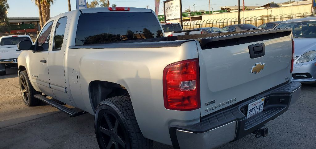 2011 Chevrolet Silverado 1500 Image 10