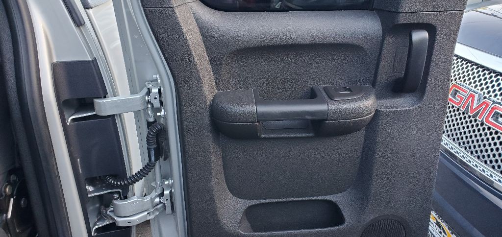 2011 Chevrolet Silverado 1500 Image 22