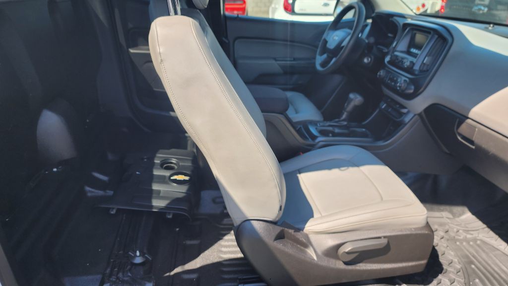 2016 Chevrolet Colorado Image 14