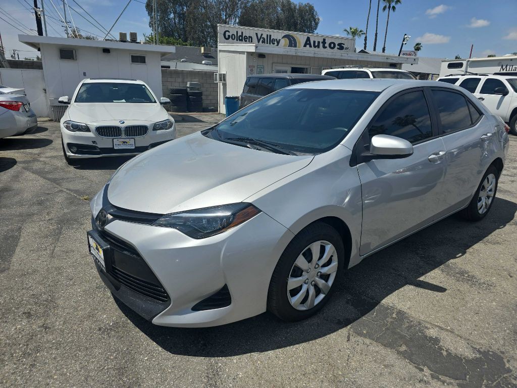 2019 Toyota Corolla Image 1