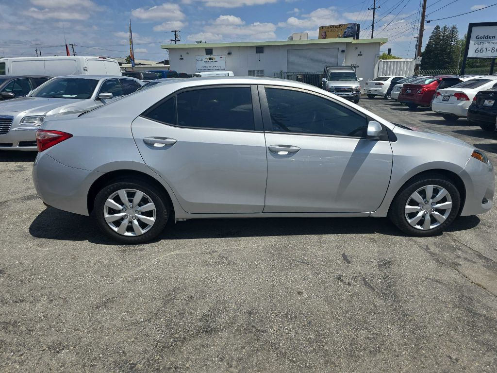 2019 Toyota Corolla Image 6