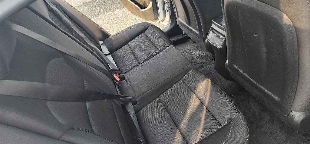 2018 Hyundai Elantra Image 14