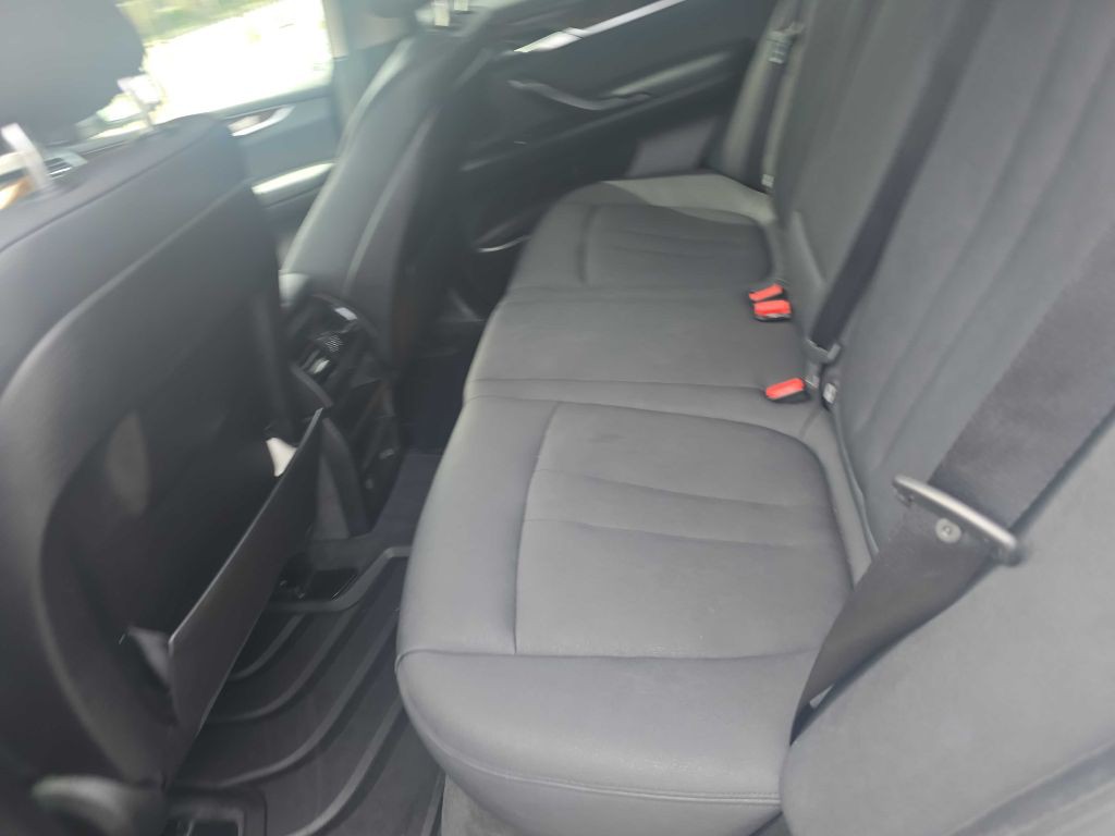 2015 BMW X5 Image 10