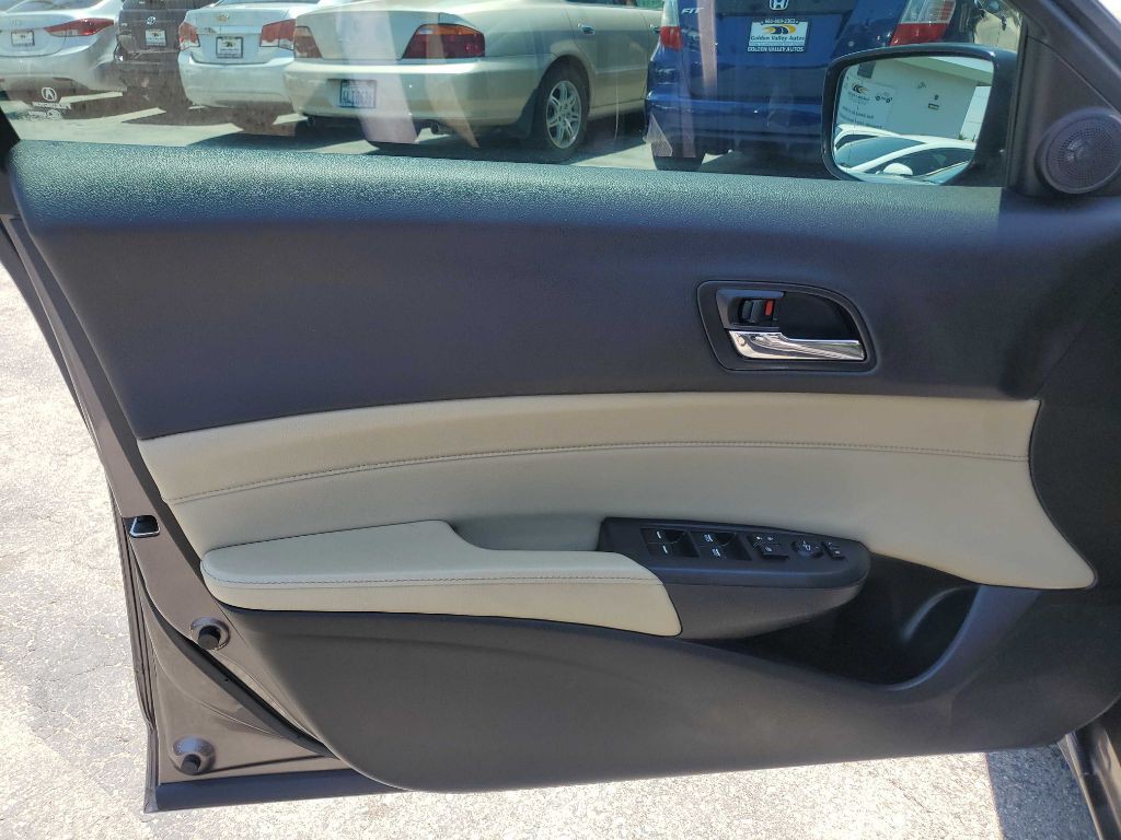 2015 Acura ILX Image 11