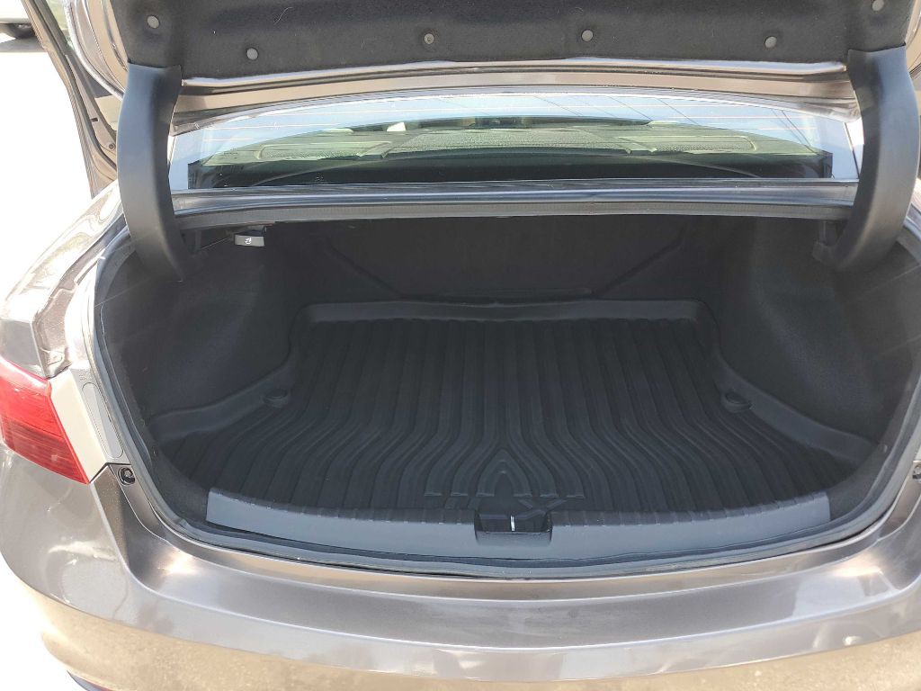 2015 Acura ILX Image 24