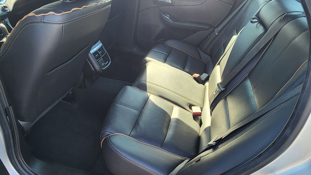 2018 Chevrolet Impala Image 12