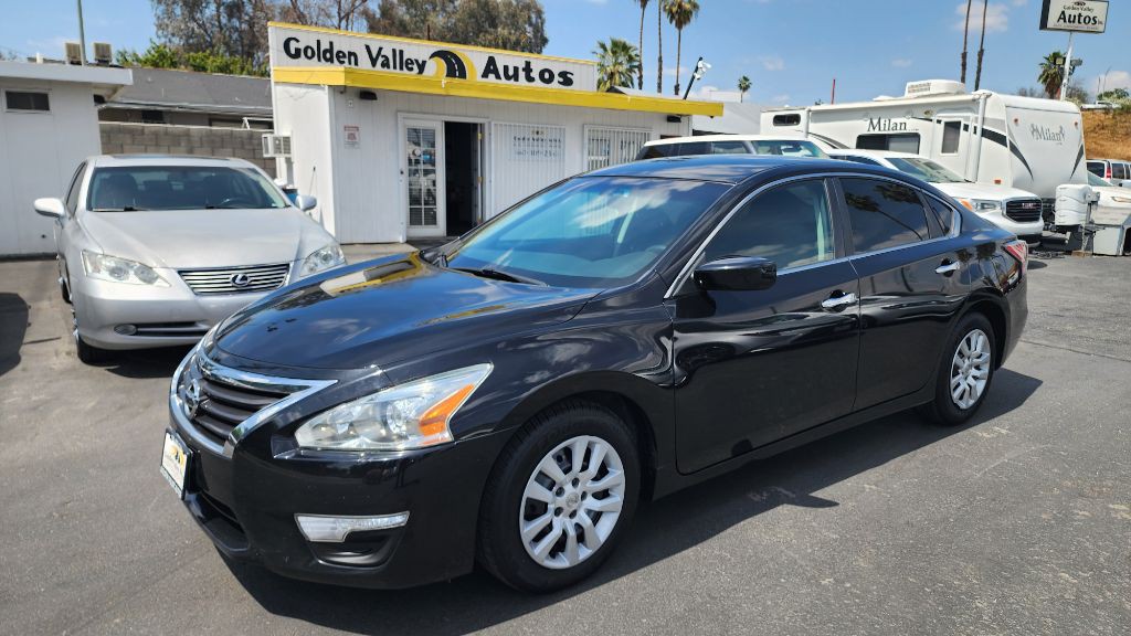 2015 Nissan Altima Image 1