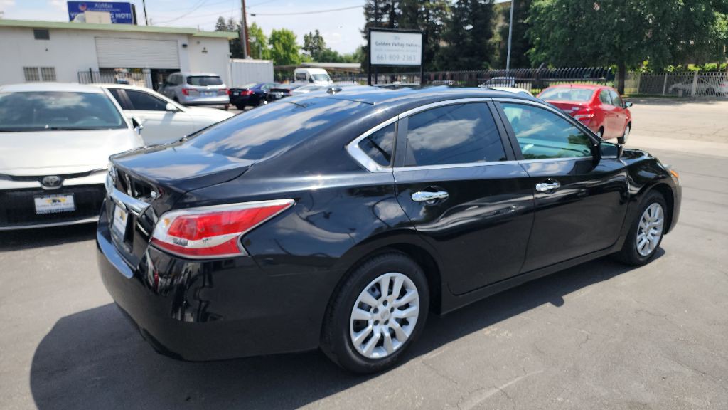 2015 Nissan Altima Image 5