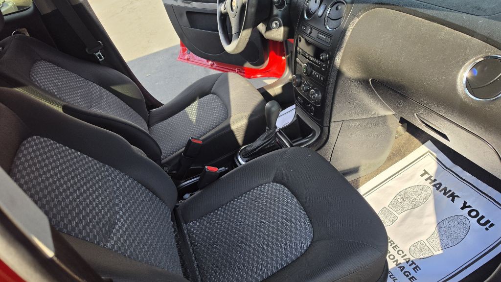 2011 Chevrolet HHR Image 15