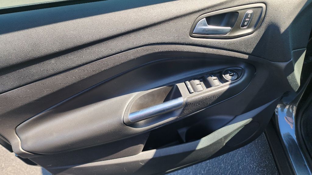 2018 Ford Escape Image 13