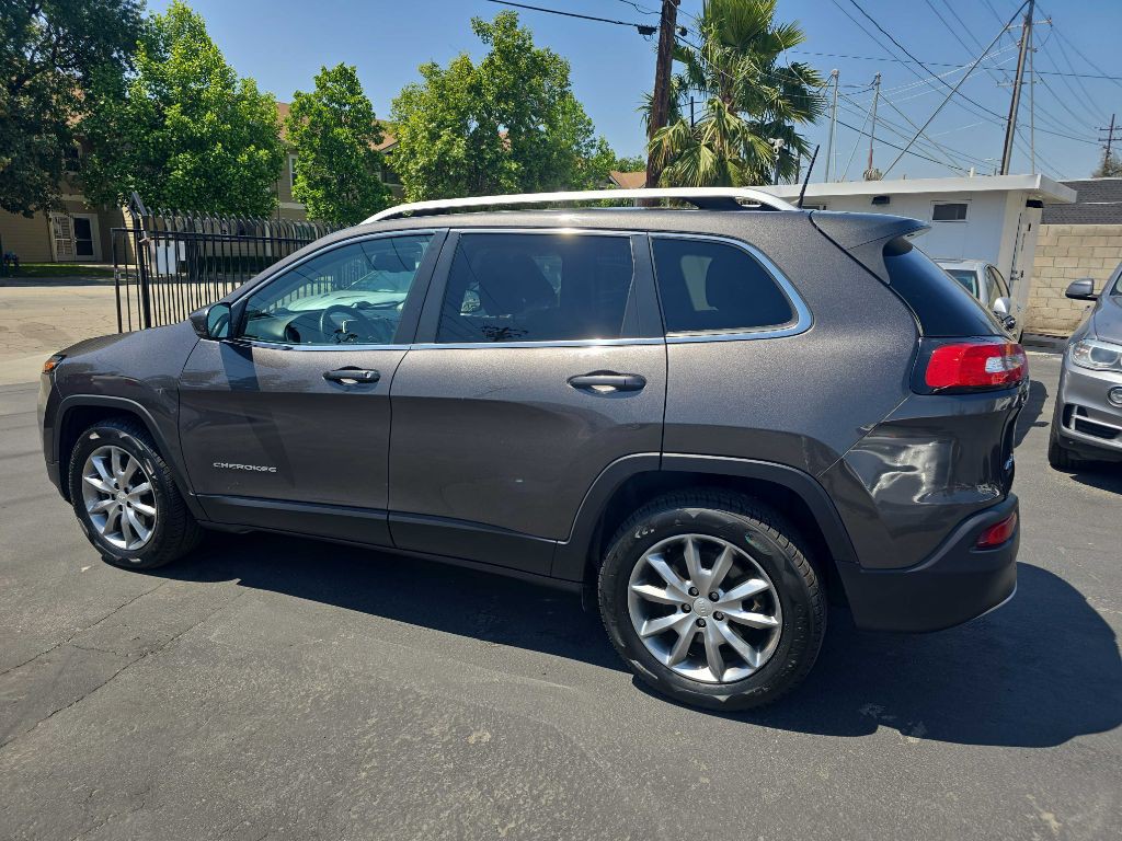 2018 Jeep Cherokee Image 10