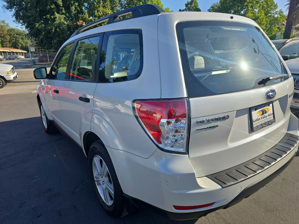 2010 Subaru Forester Image 7