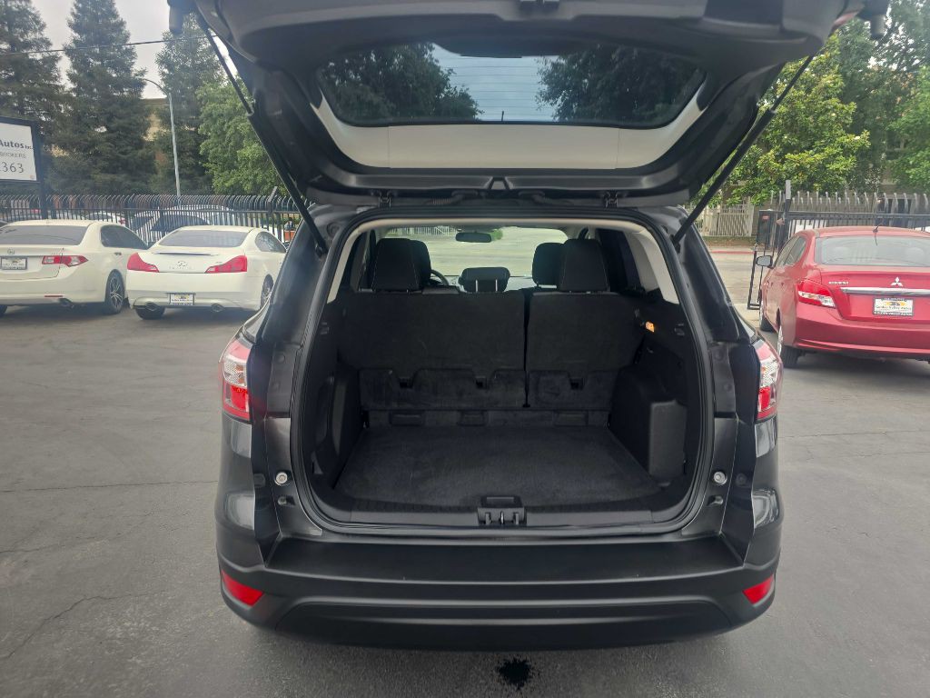 2018 Ford Escape Image 16
