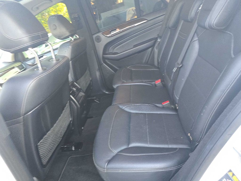 2015 Mercedes-Benz M-Class Image 12