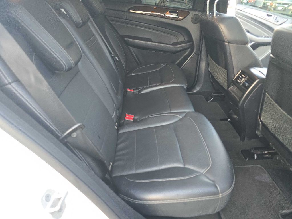 2015 Mercedes-Benz M-Class Image 15