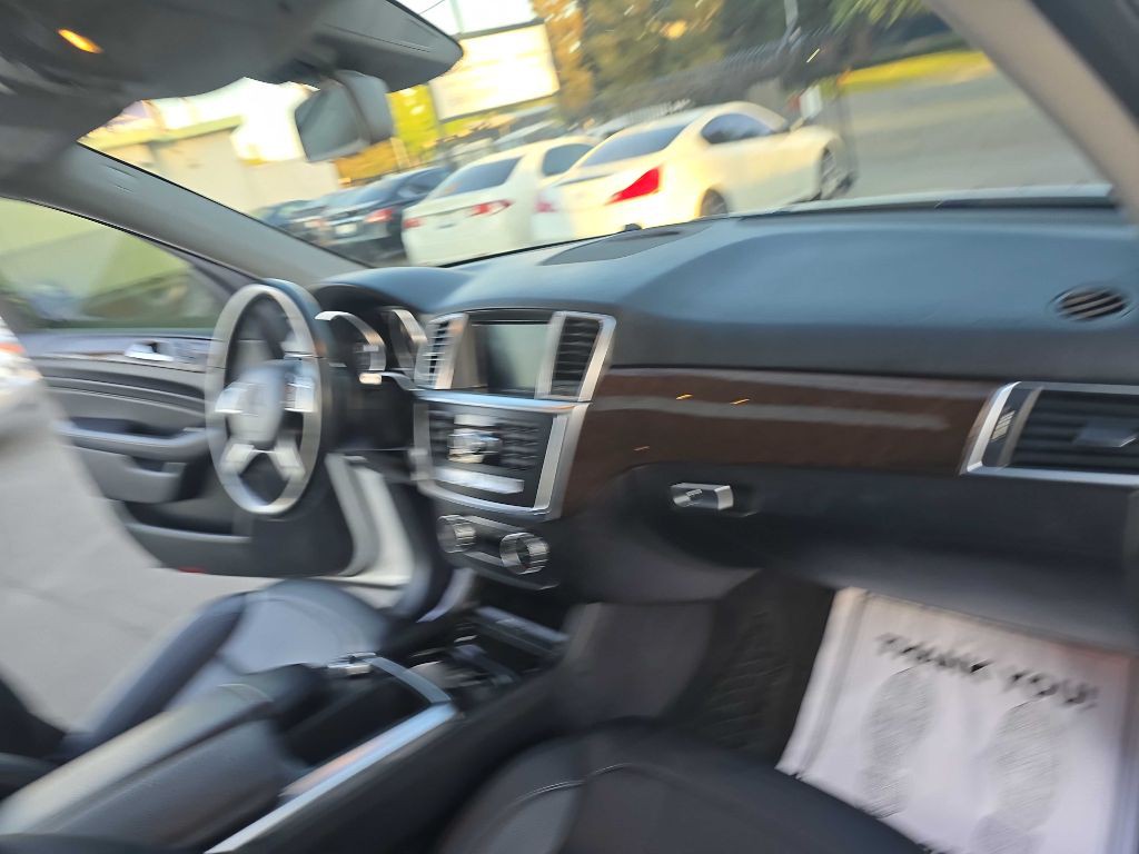 2015 Mercedes-Benz M-Class Image 18