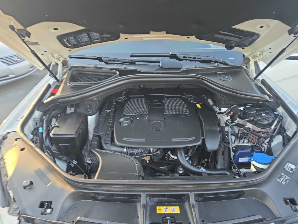 2015 Mercedes-Benz M-Class Image 19