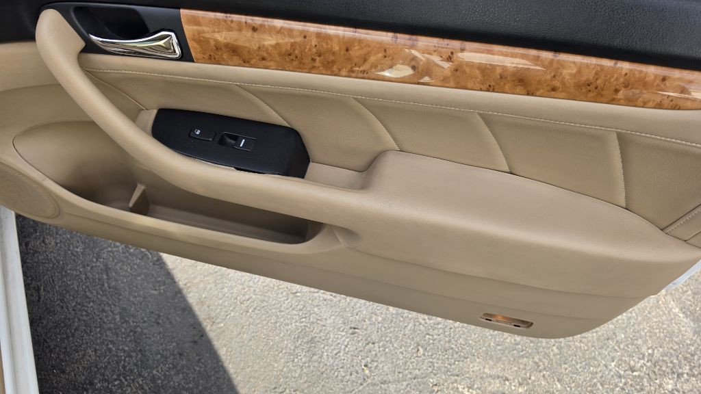 2005 Honda Accord Image 14